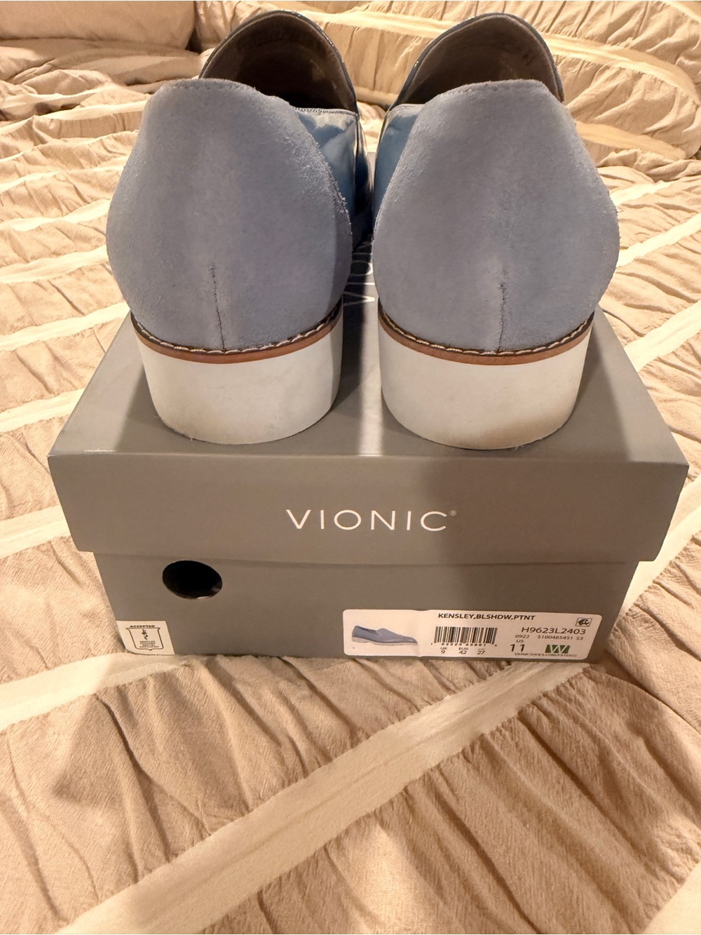 Women’s Light Blue Patent Leather Slip-On Loafers, size 11W - Picture 4 of 4